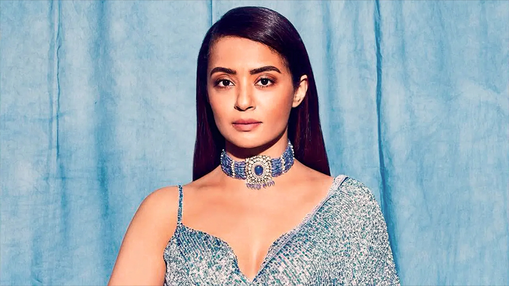 ‘তখন বাইরে বের হতেই ইচ্ছা হতো না’, ক্যারিয়ারের অন্ধকার দিক নিয়ে অভিনেত্রী