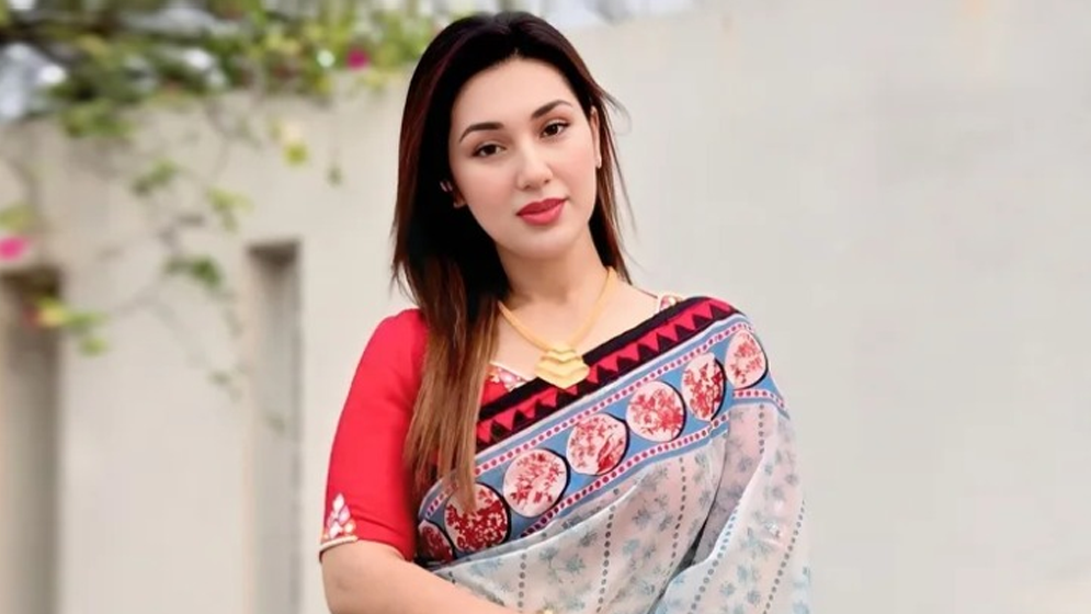 দীর্ঘ বিরতি ভেঙে নতুন ওয়েব ফিল্মে অপু বিশ্বাস